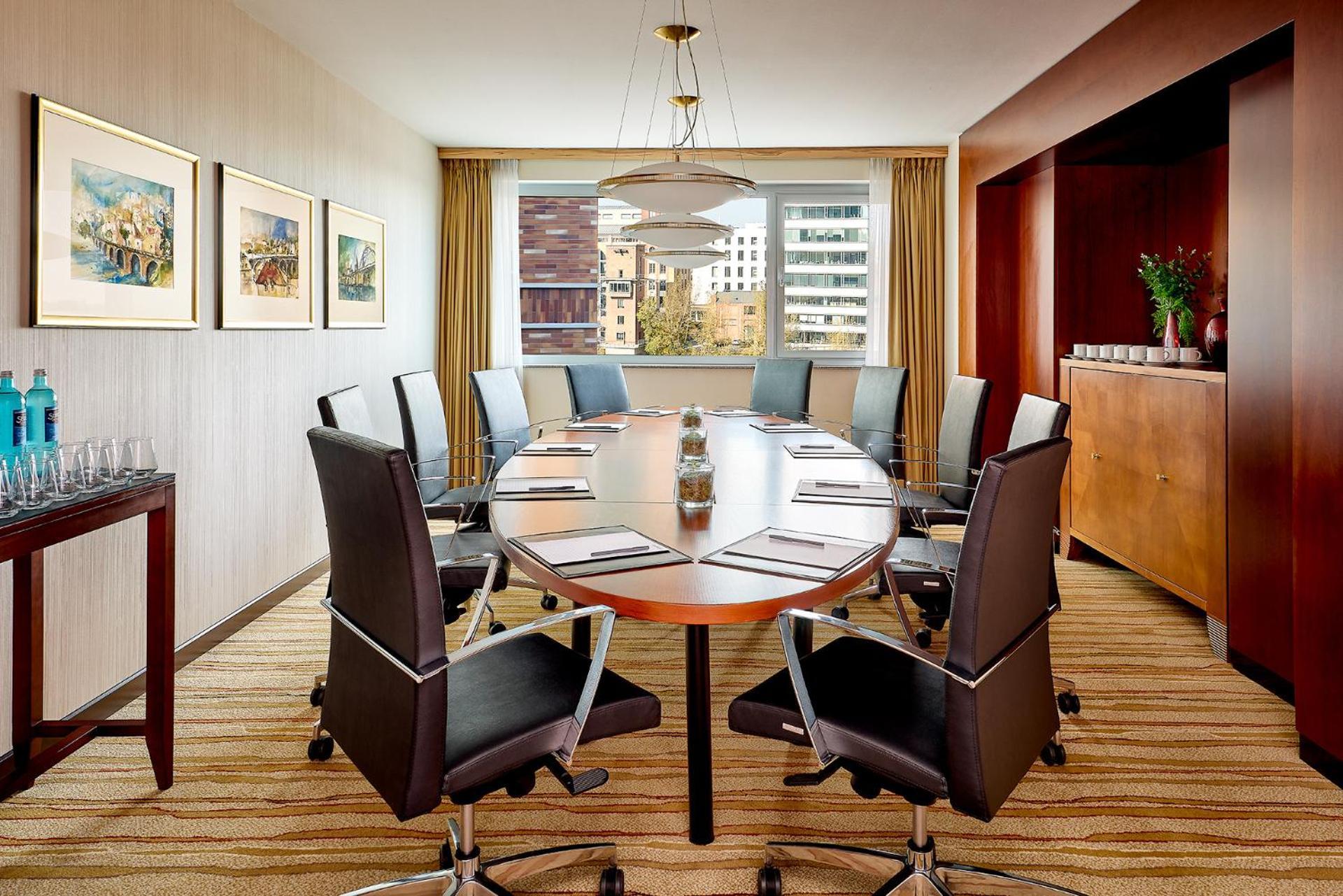 Courtyard By Marriott Duesseldorf Hafen Hotel Kültér fotó