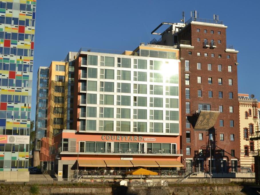 Courtyard By Marriott Duesseldorf Hafen Hotel Kültér fotó